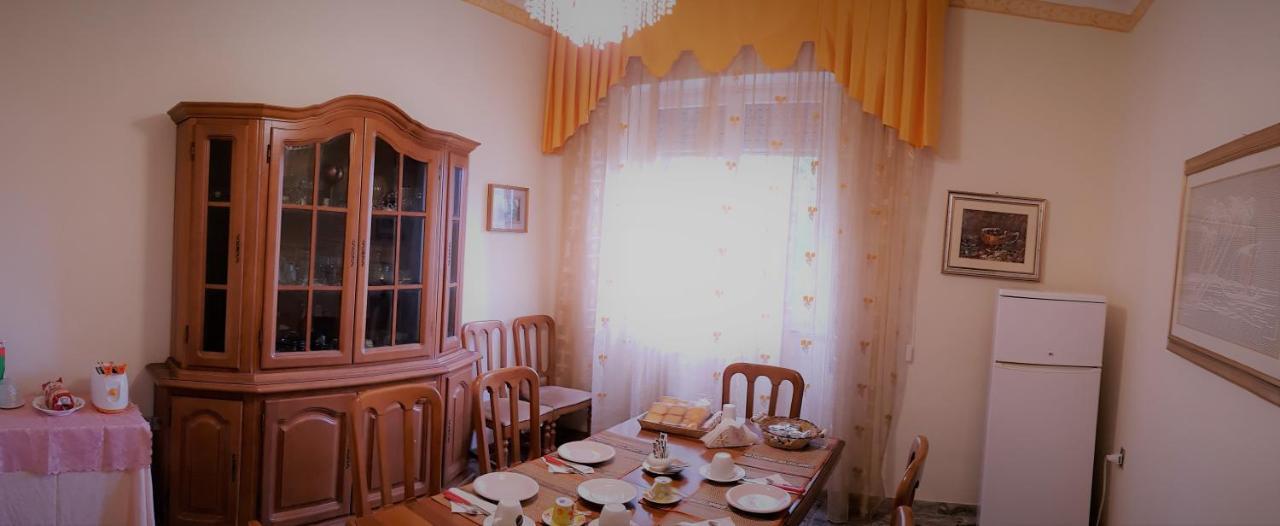 B&B In Centro San Benedetto del Tronto Buitenkant foto